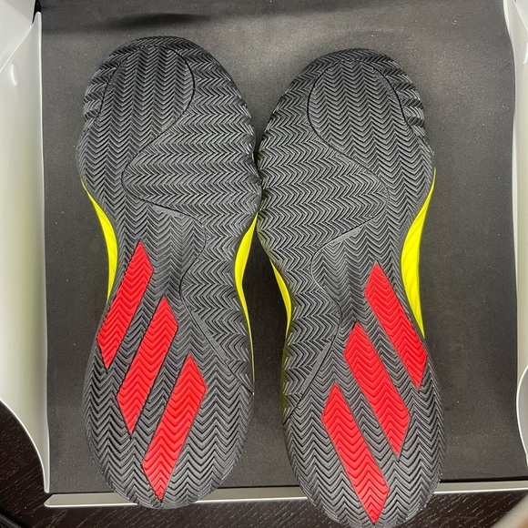 Adidas D.O.N. Issue 1 (Shock Yellow) - Picture 7 of 7